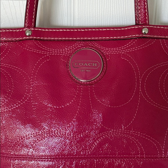 COACH Signature Berry Pink Patent Leather Tote Bag - Picture 14 of 16